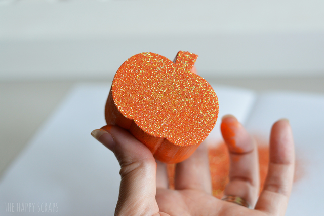 glitter-pumpkin