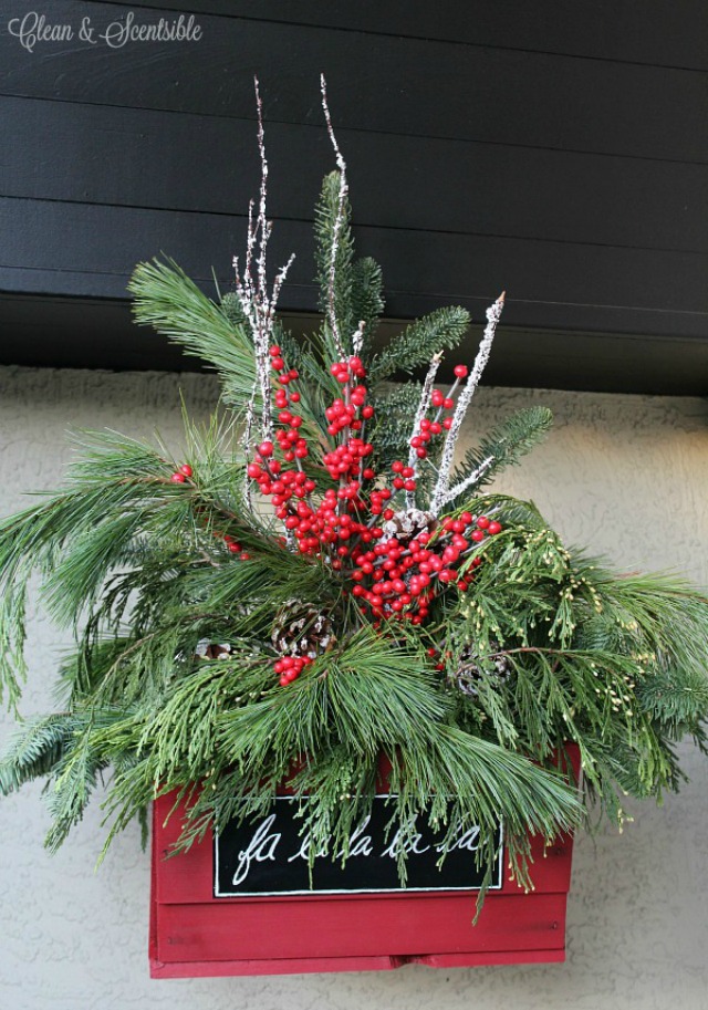 Christmas-Porch-Hanging-Christmas-Baskets
