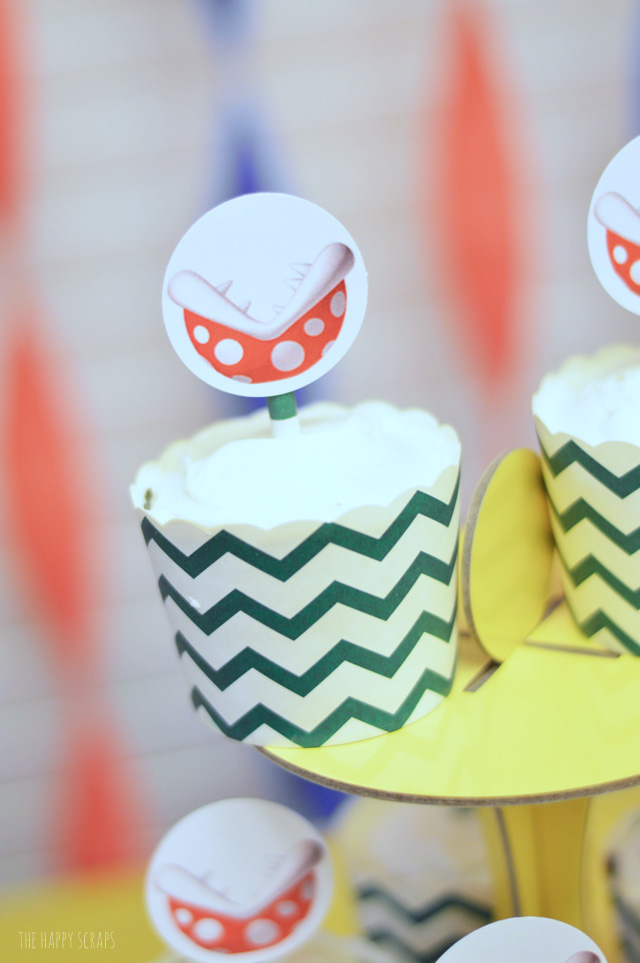 Putting together a Video Game Birthday Party doesn't have to be hard. Stop by to check out the easy ideas I'm sharing for putting one together. 