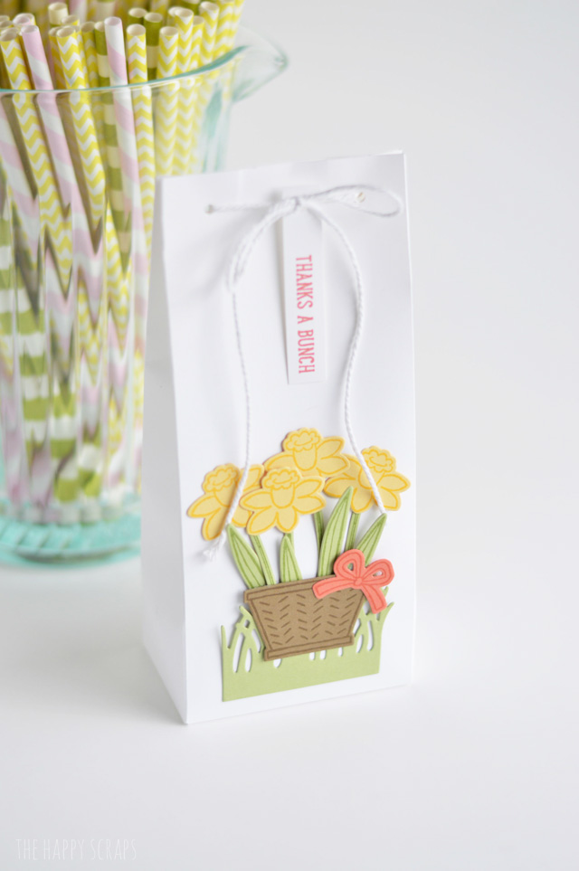 This basket of flowers - Thank You Gift is the perfect gift to give to anyone who helps you out or does something nice for you. Aren't those flowers fun?!