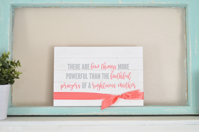 This Mother's Day Sign Gift Idea will make mom smile on Mother's Day.