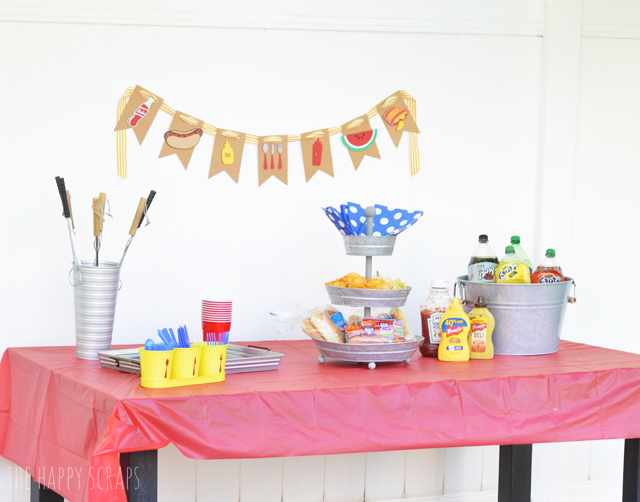 Put together a Backyard Hot Dog Roast Get Together to have a fun night with friends and neighbors + make some cute decor to go along with it. 