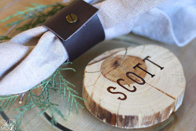 These 15 Thanksgiving Place Cards to Make with Your Cricut are perfect for last minute place card ideas. Check them all out! 