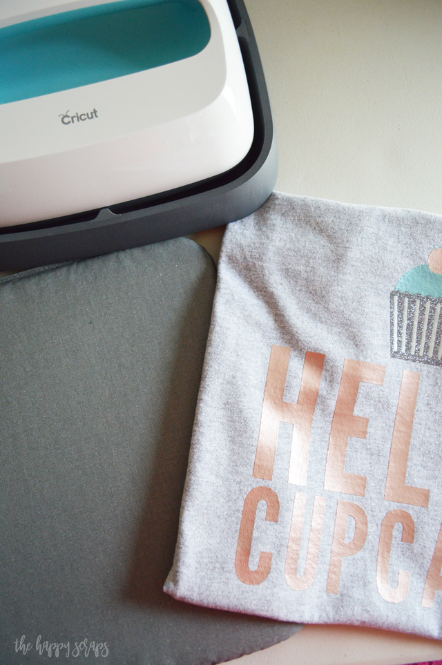 Everyone needs more cupcakes in their life, right? Make yourself this Hello Cupcake T-Shirt. It's super cute and fun to wear! 