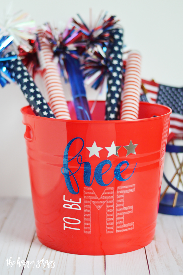 Creating a 4th of July Fun Bucket is simple and quick! Get a bucket and add a fun vinyl saying to the front. You'll have it made in minutes! 