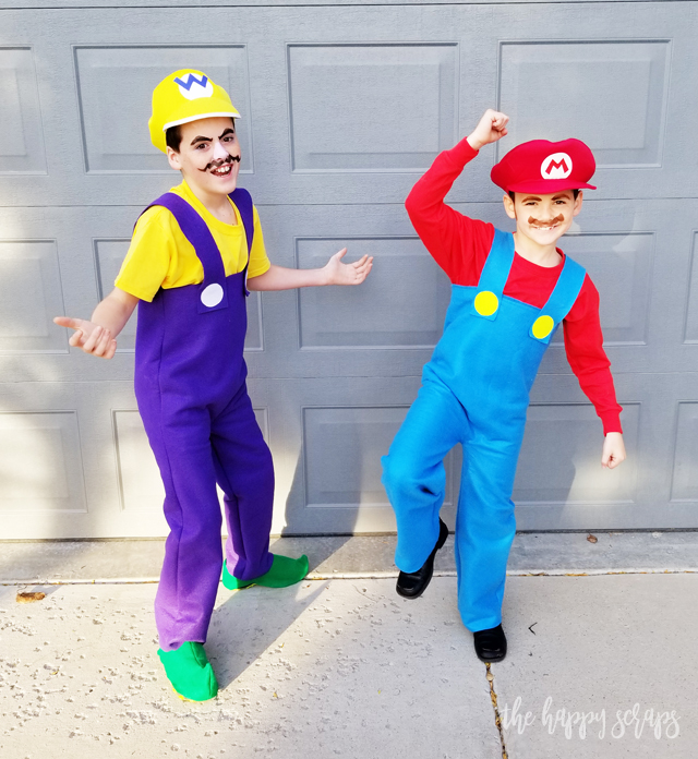 These DIY Super Mario Brothers Costumes are an easy sew project and they are the perfect group Halloween costume. Find out how to make your own on the blog.