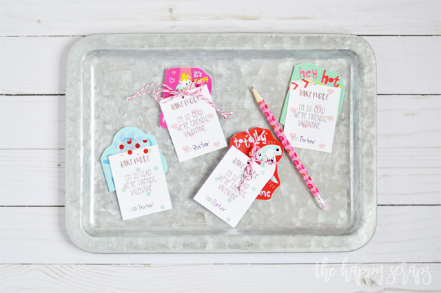 This Take Note: Classroom Valentine doesn't have candy, and the kids will love it! It is simple to put together as well. Details are on the blog.