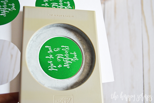You're friends will love receiving this fun Pot of Gold St. Patrick's Day Friend Gift. Get the details for this simple project on the blog. 