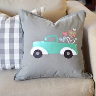DIY Valentine Truck Pillow