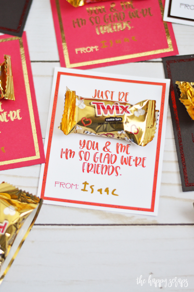 This Easy Classroom Valentine is so fun to put together! Adding the foil is just the right touch and goes so well with the Twix bar. 