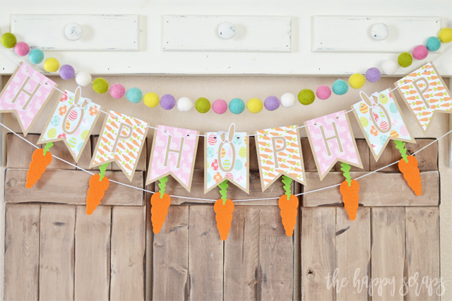 If you're looking for a quick + simple project to create for Easter, this DIY Felt Carrot Bunting is it! Grab your Cricut & you'll have this made in no time!